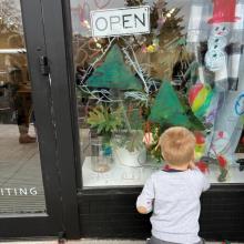 Border_Star_student_decorates_Brookside_business_window